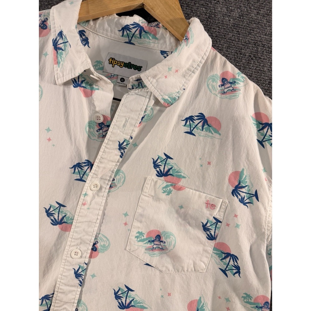 Tipsy Elves Shirt Mens XL White Gorilla Thrilla Hawaiian Short Sleeve Button Up